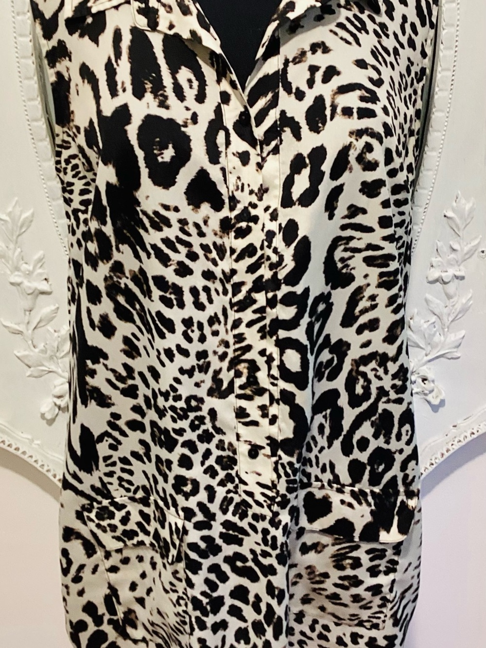 dennis basso Black and Cream Leopard Print Sleeveless Mini Dress